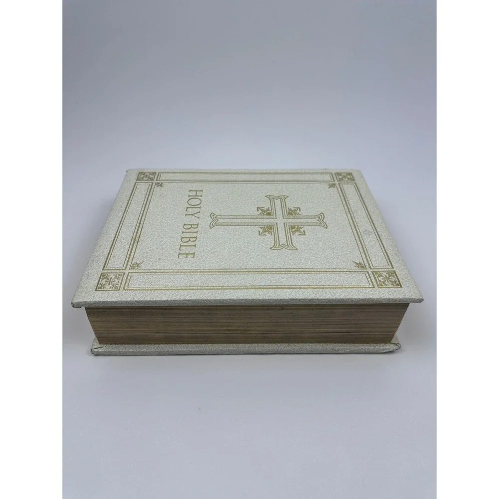 RSV Catholic Edition Holy Bible Gold Gilt Illustrated Hardcover‎ Cream 1993